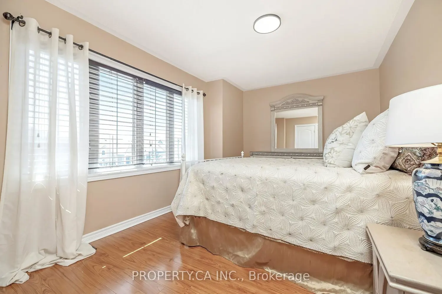 Additional image 7 of 211 Mclaughlin Avenue
