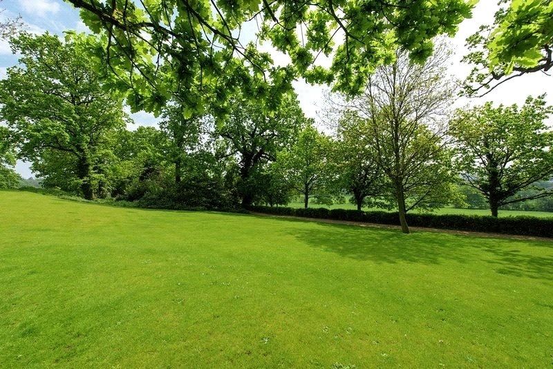 Additional image 22 of 4 bed detached house to rentHolborn Close, London NW7
