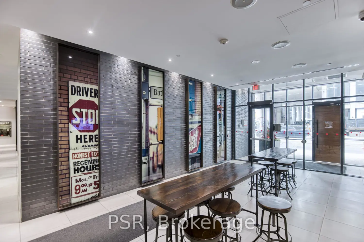 Additional image 19 of 783 Bathurst Street 321