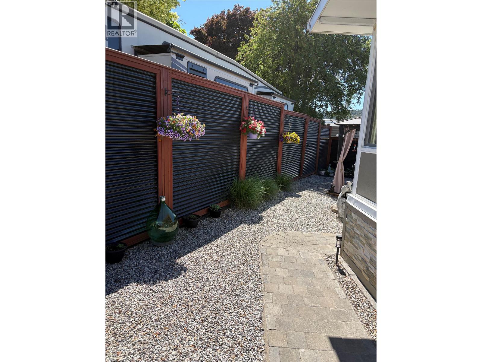 Additional image 2 of 35-415 Commonwealth Road, Kelowna, BC, V4V1P4
