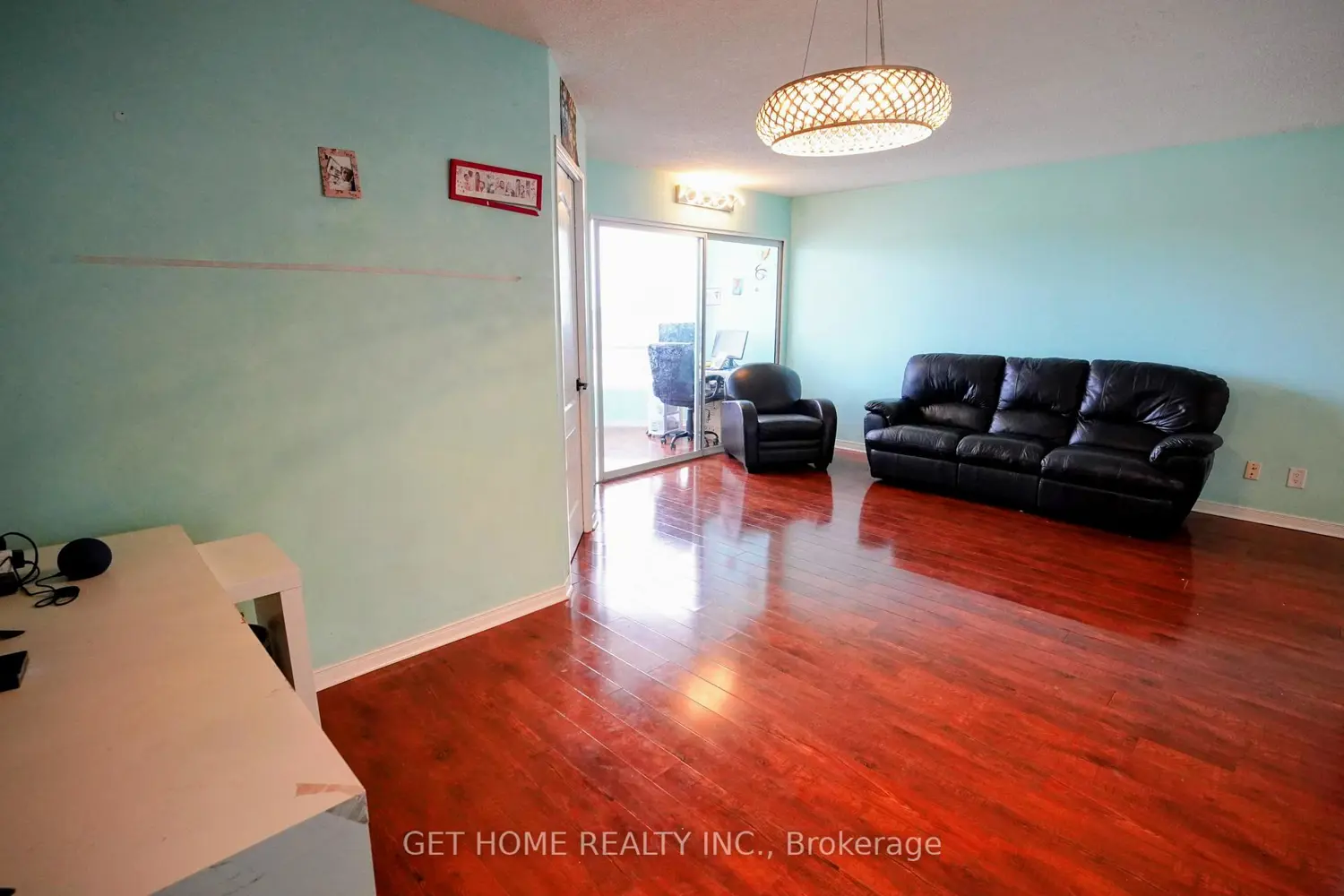 Additional image 8 of 115 Hillcrest Avenue 1402