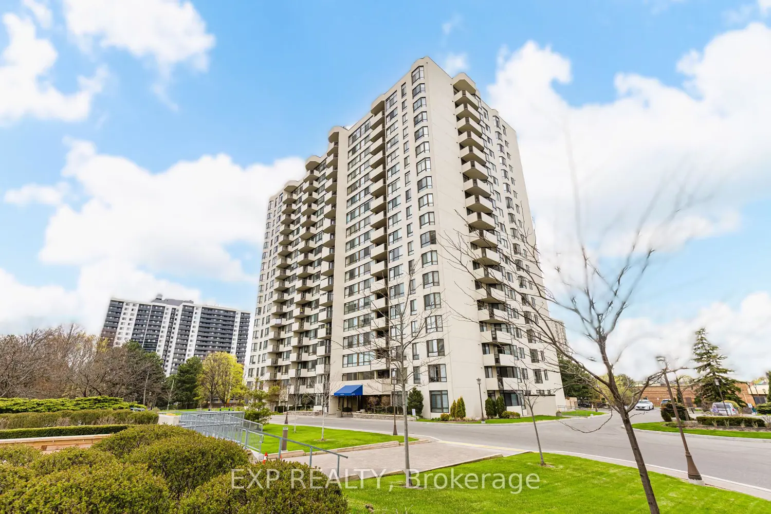 275 Bamburgh Circle 1809