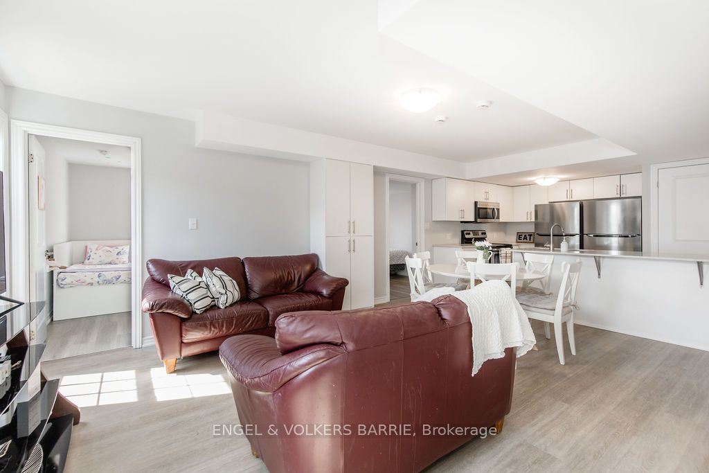 Additional image 6 of 16-242 Penetanguishene Road, Barrie, ON, L4M 7C2