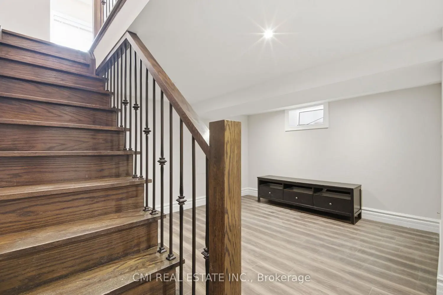 Additional image 12 of 120 Northland Avenue