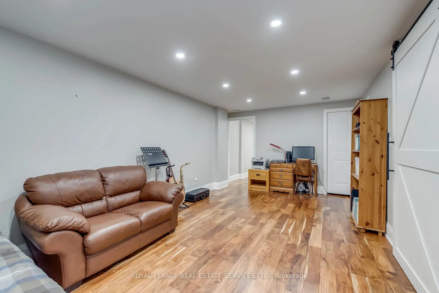 Additional image 10 of 236 Slywood Crescent