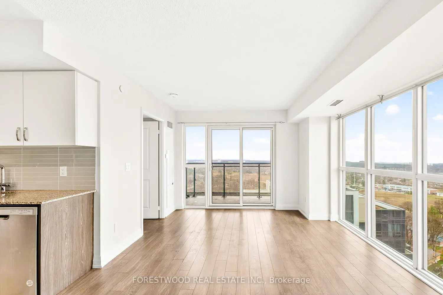 Additional image 8 of 20 Meadowglen Place 2104
