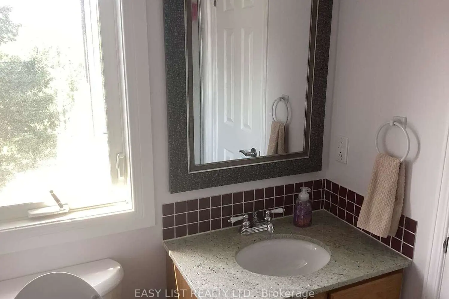 Additional image 12 of 601 Macdonald Drive