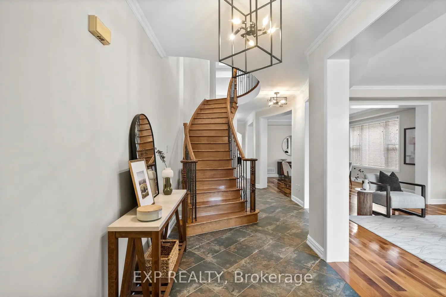 Additional image 4 of 106 Arborglen Drive