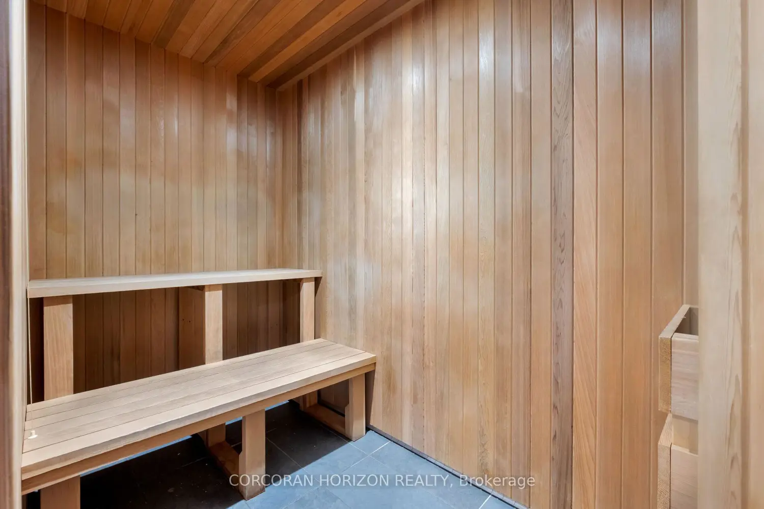 Additional image 18 of 101 Erskine Avenue Gph6