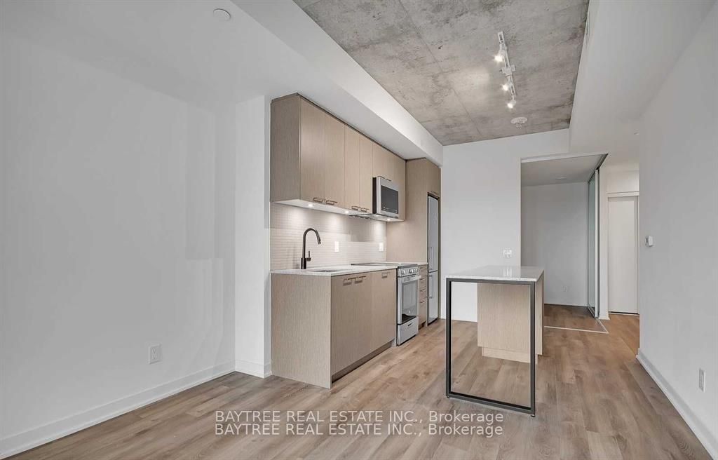Additional image 3 of 216-1808 St Clair Avenue W, Toronto, ON, M6N 0C1