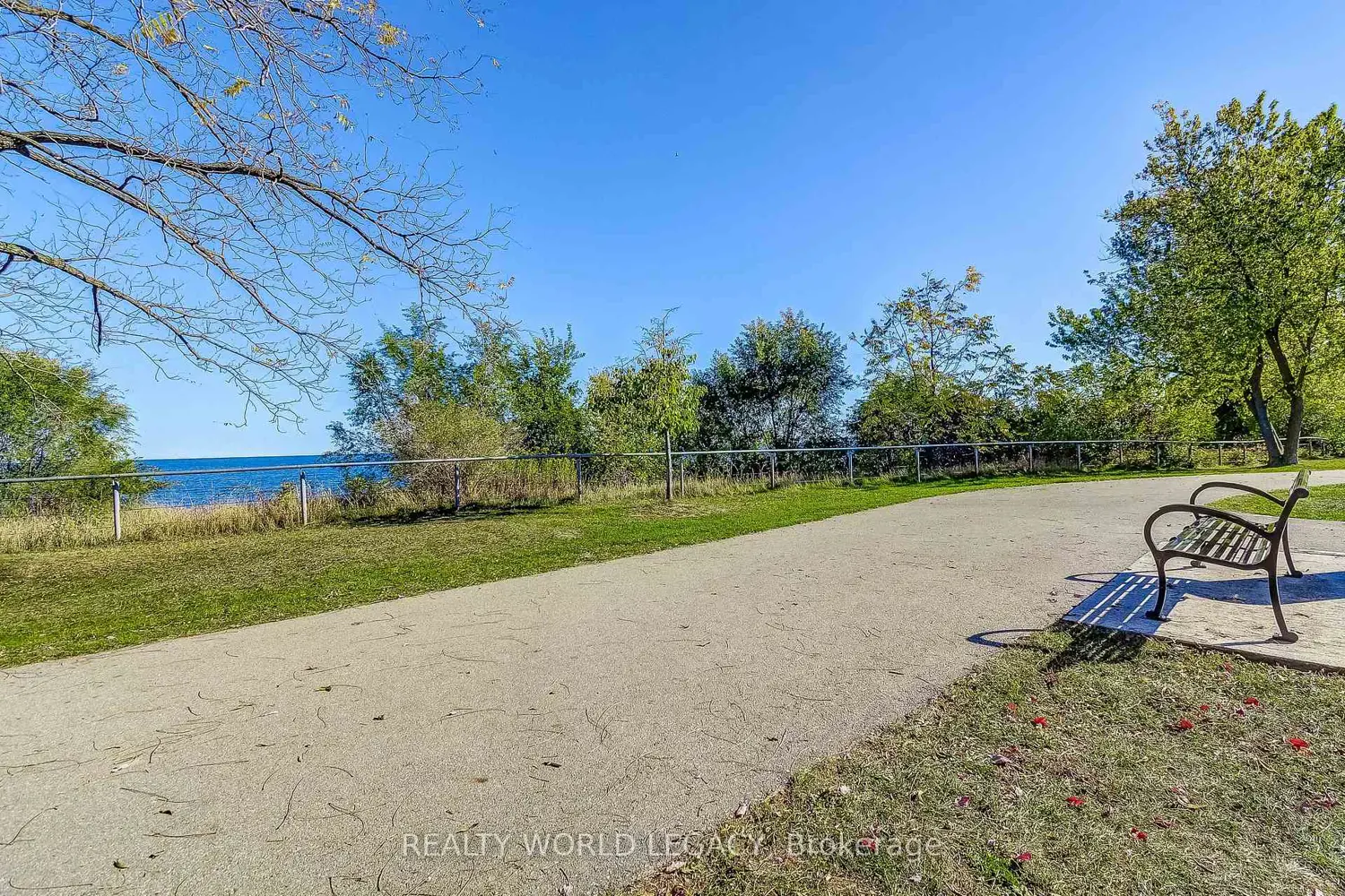 Additional image 20 of 100 Burloak Drive 1201