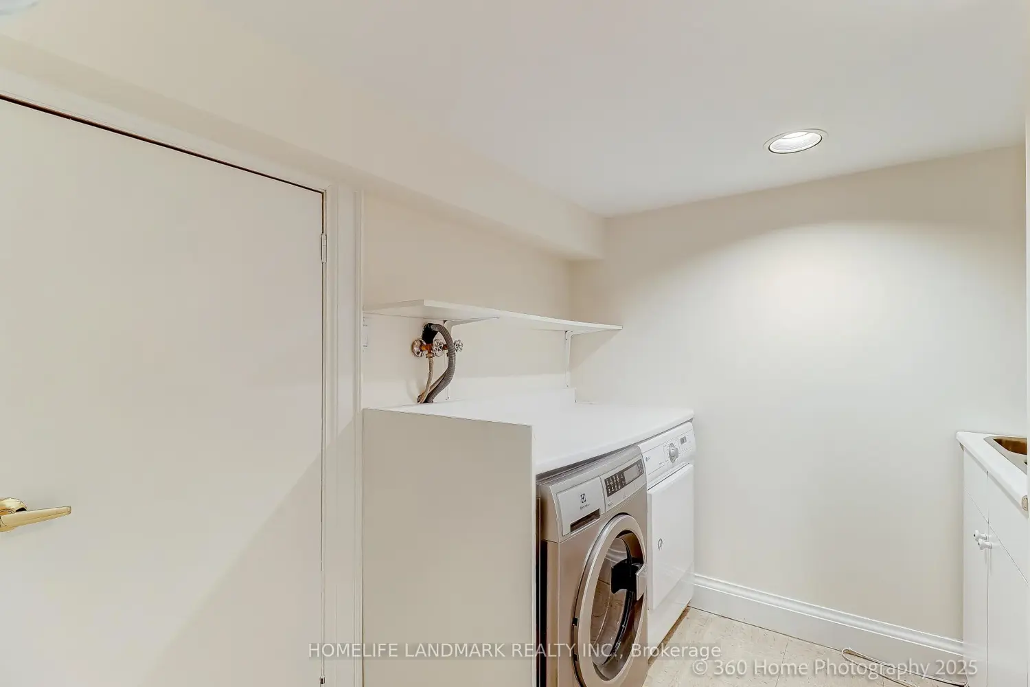 Additional image 16 of 155 Fairlawn Avenue