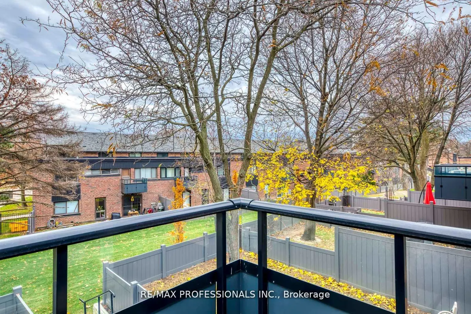 Additional image 11 of 4345 Bloor Street 51