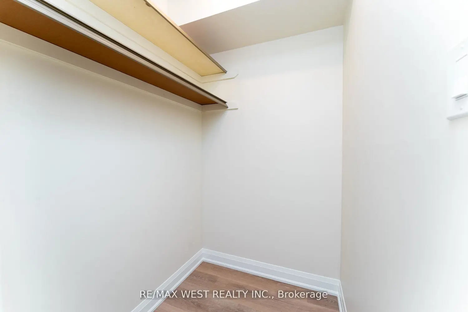 Additional image 11 of 3151 Bridletowne Circle 2307