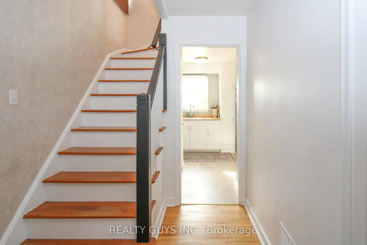 Additional image 9 of 727 Chesterfield Avenue