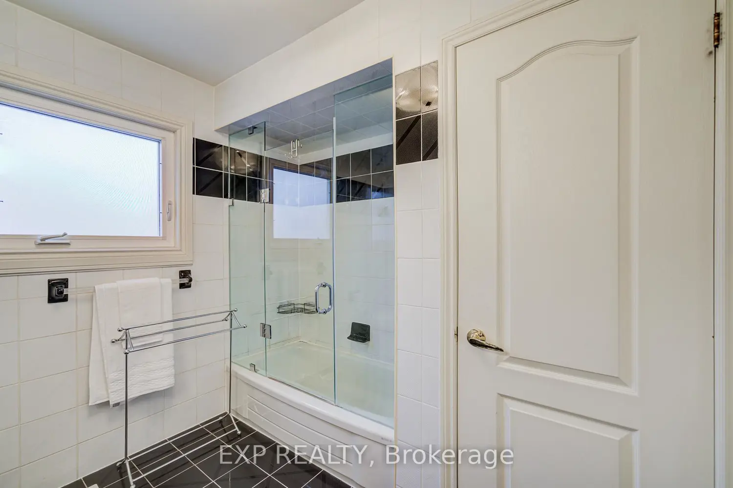 Additional image 12 of 372 Greenock Drive
