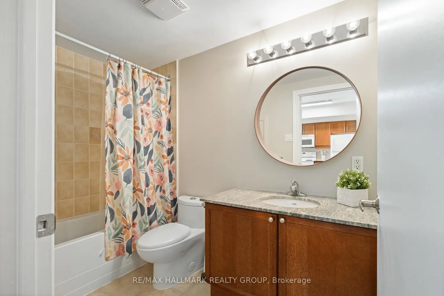 Additional image 11 of 445 Laurier Avenue 2103