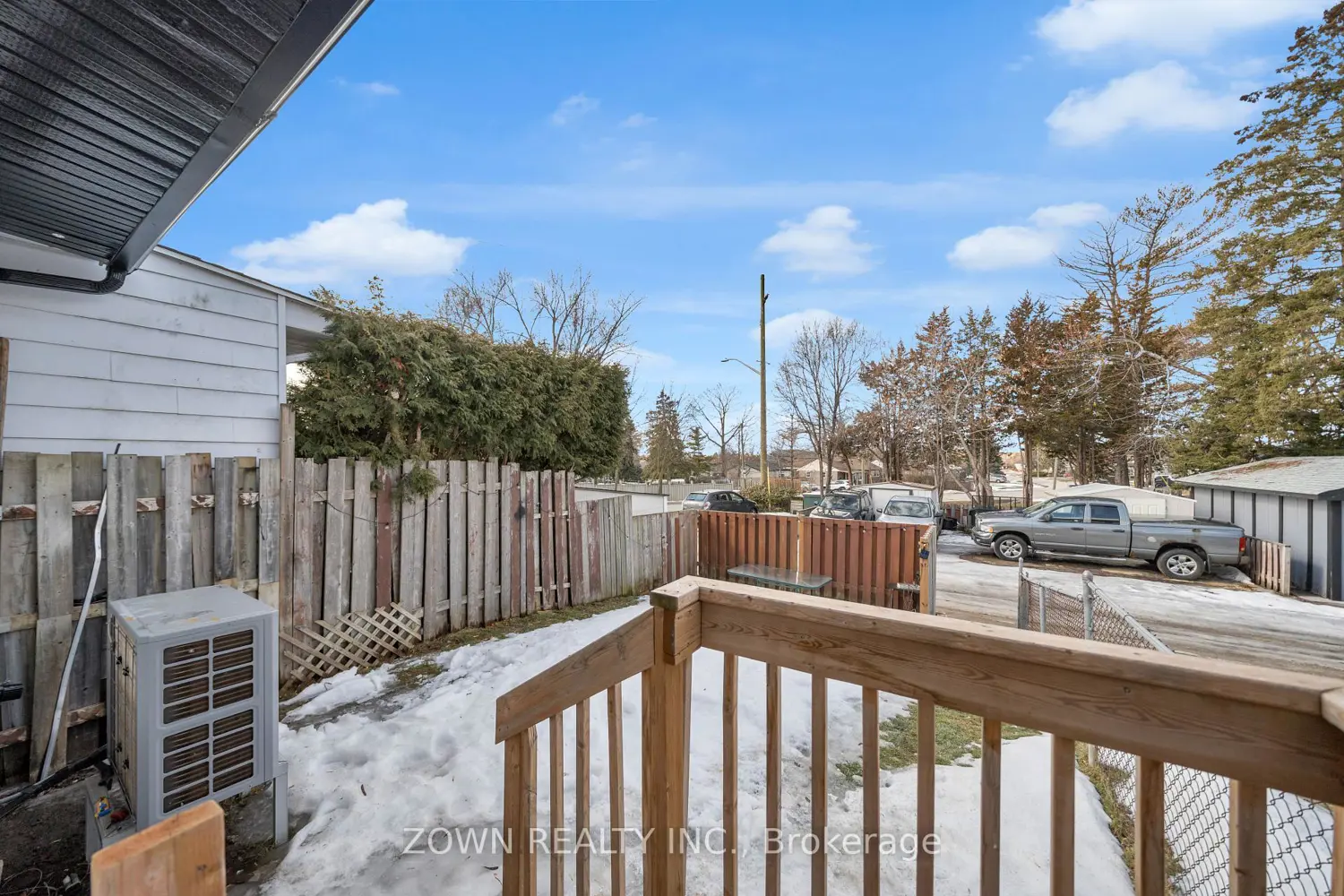 Additional image 5 of 8312 Kipling Avenue