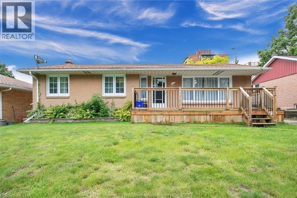 10 Countess , Leamington, ON, N8H2H3