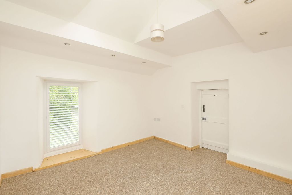 Additional image 19 of 3 bed detached house to rentHockley Lane, Ashover S45