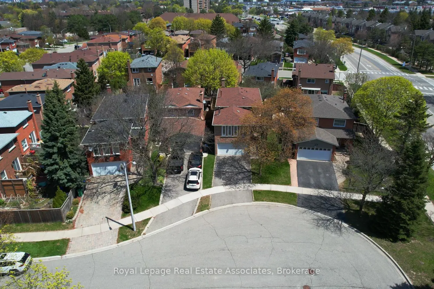 Additional image 15 of 6763 Dolmage Court