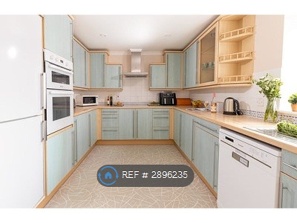 Additional image 3 of 2 bed flat to rentChallenger Quay, Falmouth TR11