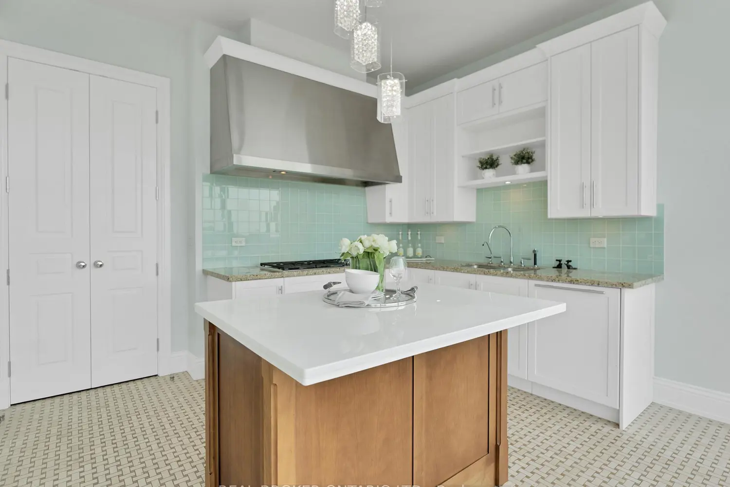 Additional image 7 of 183 Wellington Street 3803