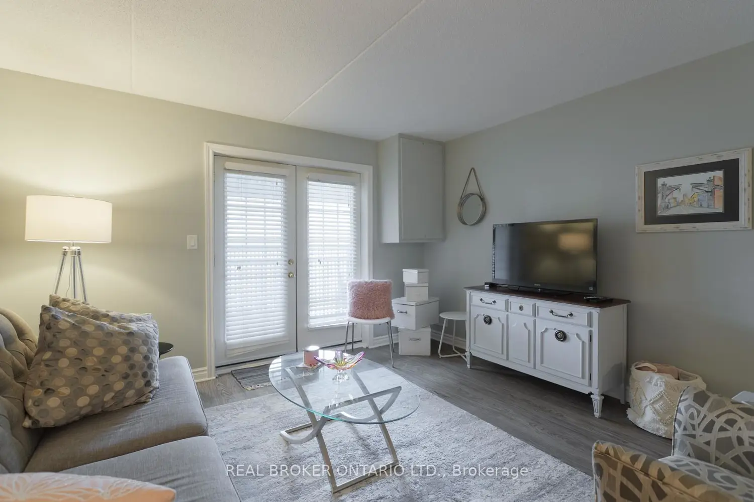 Additional image 11 of 2040 Cleaver Avenue 218