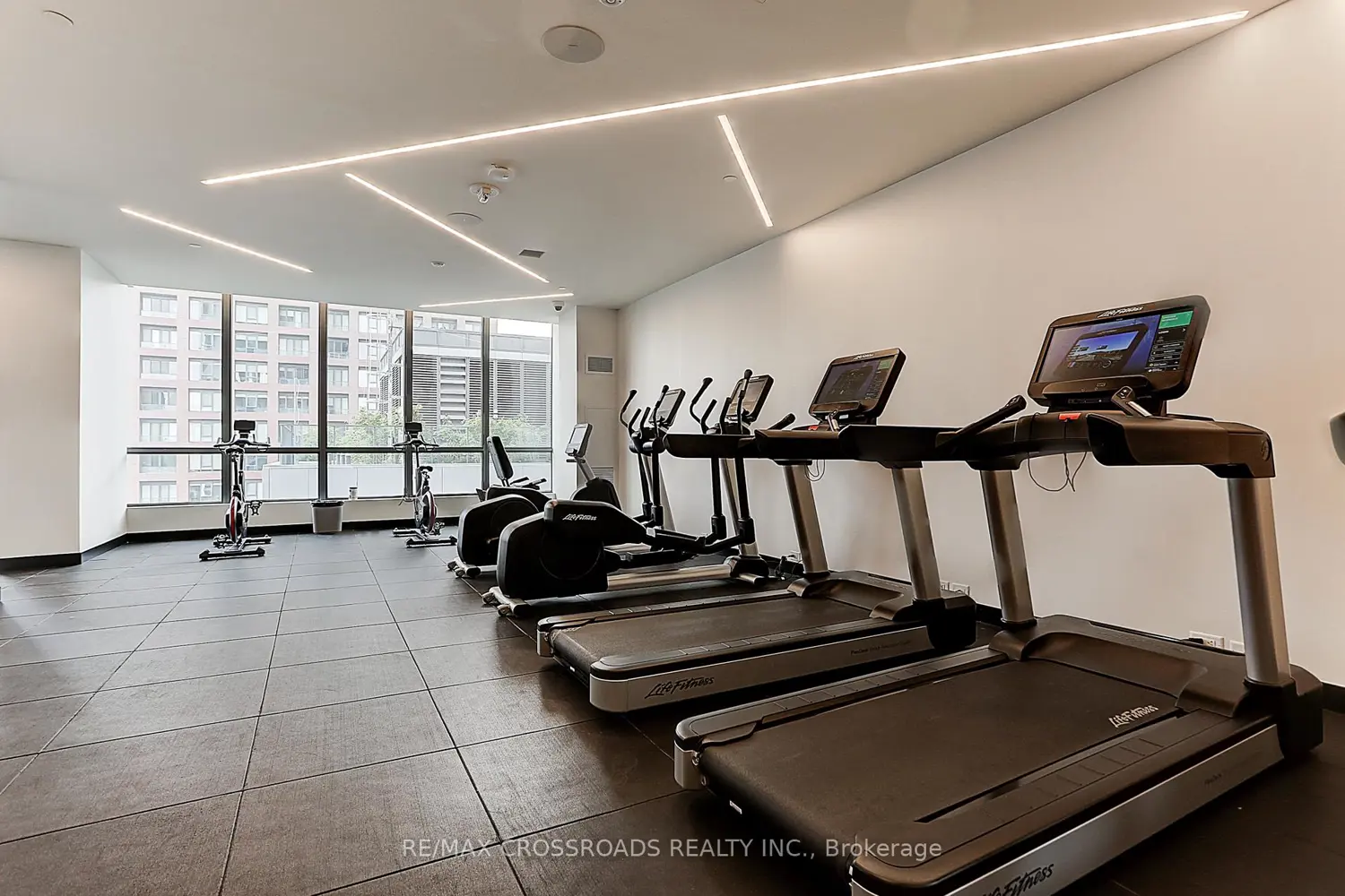 Additional image 13 of 395 Bloor Street 3205