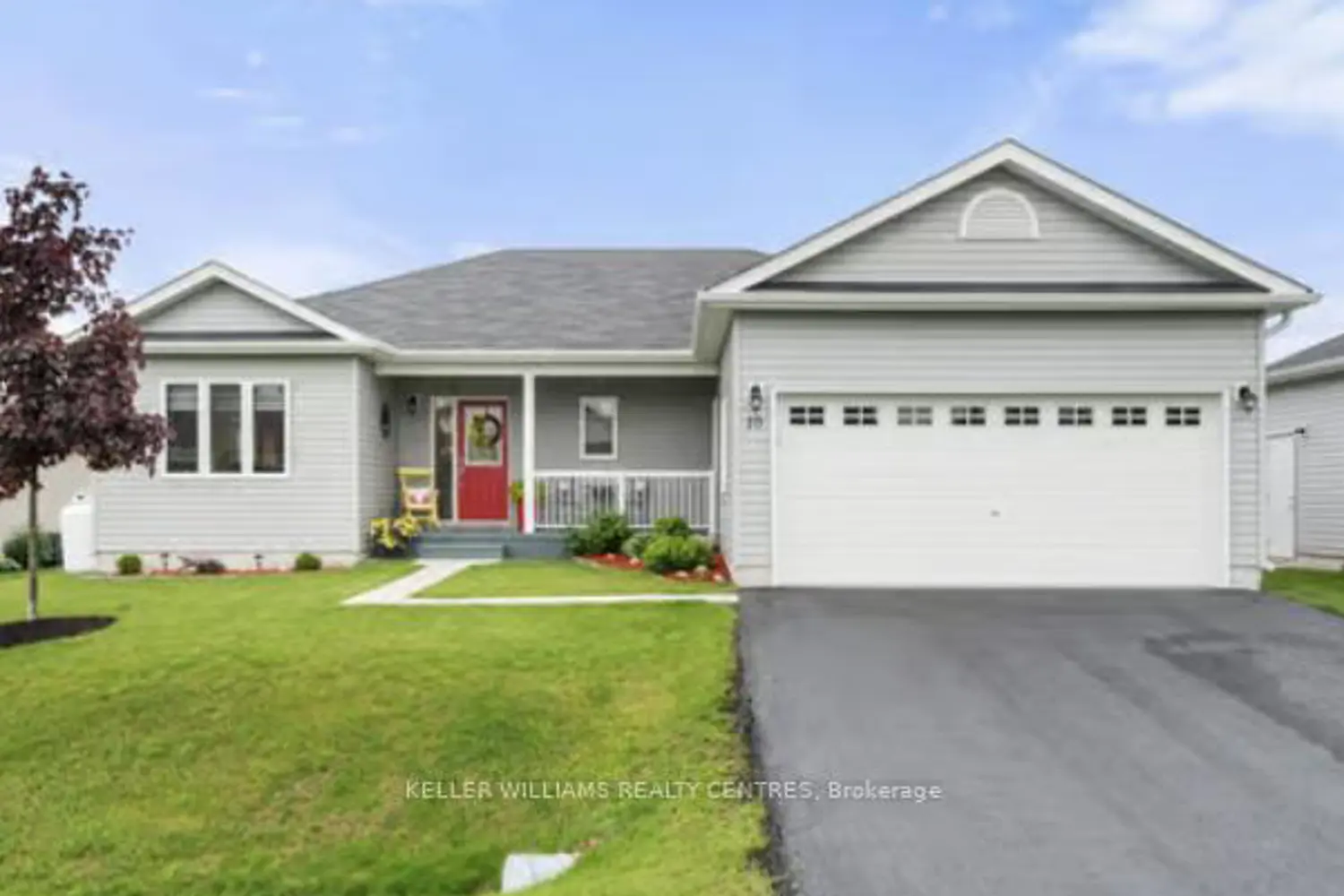 10 Sinclair Crescent photo 2