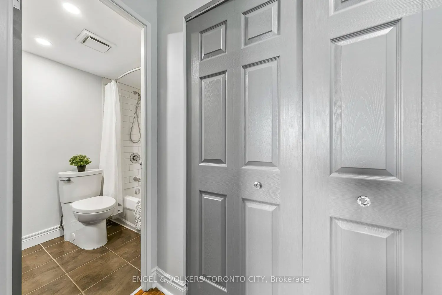 Additional image 14 of 1425 Ghent Avenue 501