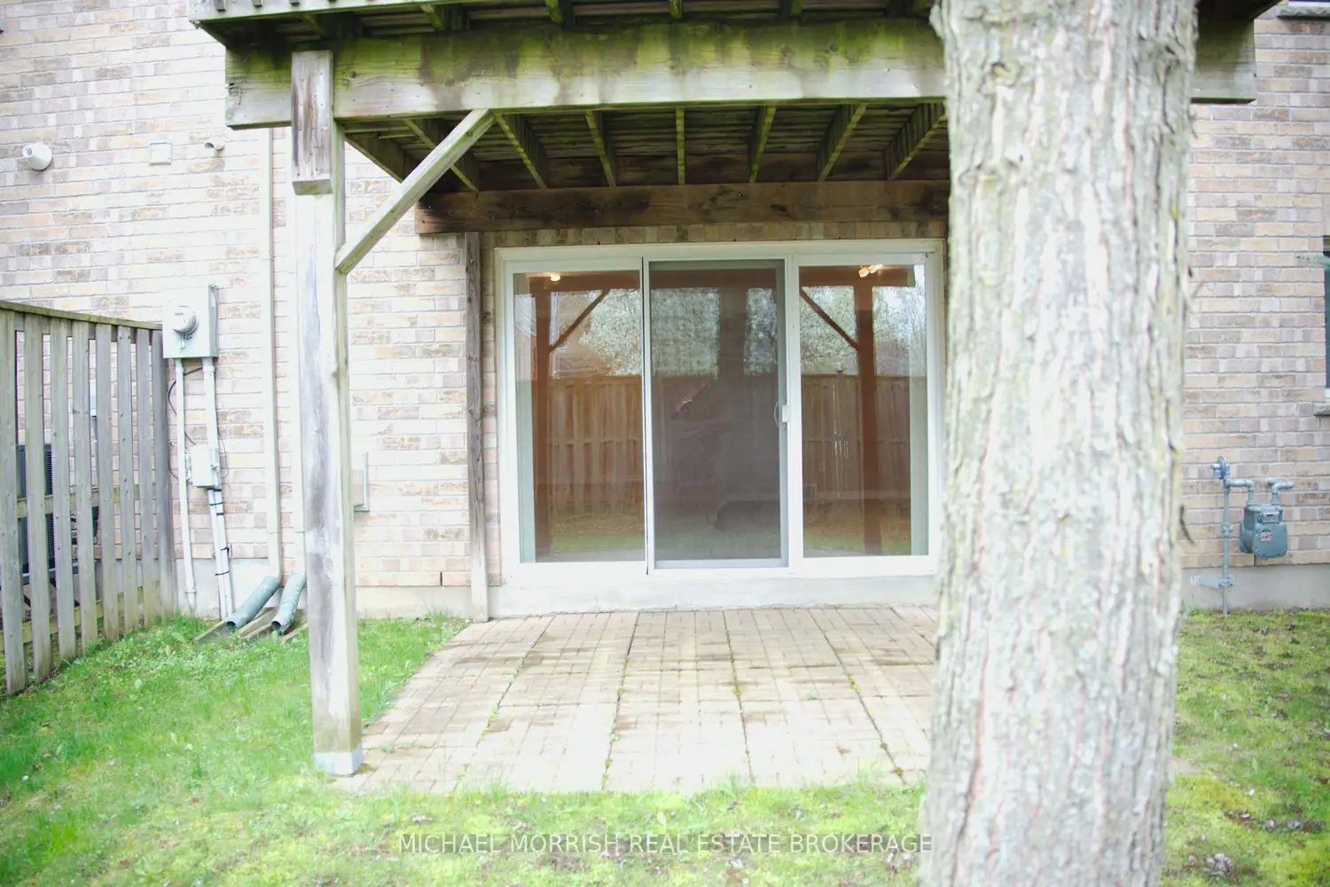 Additional image 15 of 987 Whetherfield Street 39