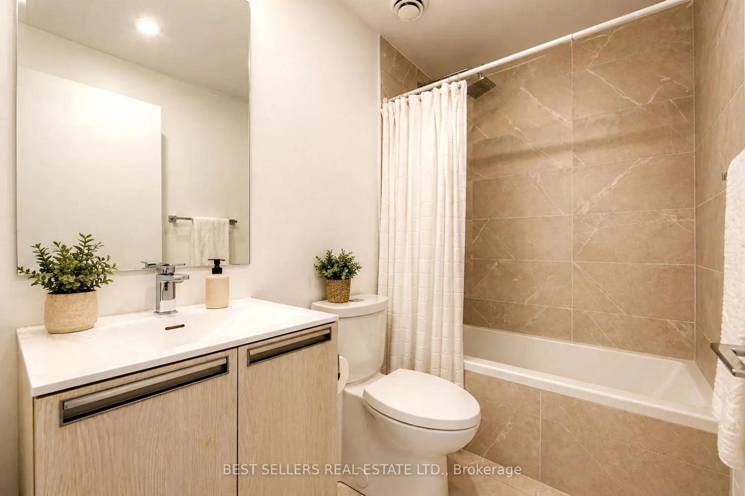 Additional image 11 of 160 Kingsway Crescent 611