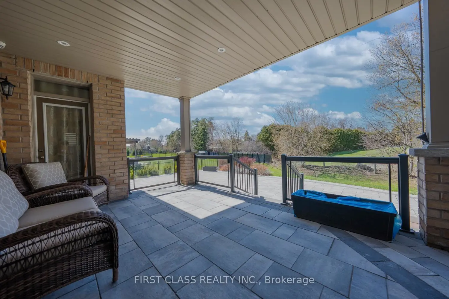 30 Somer Rumm Court photo 2