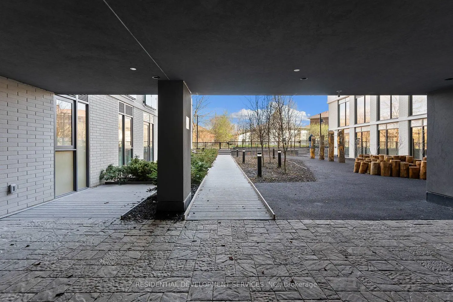 Additional image 9 of 500 Wilson Avenue 130