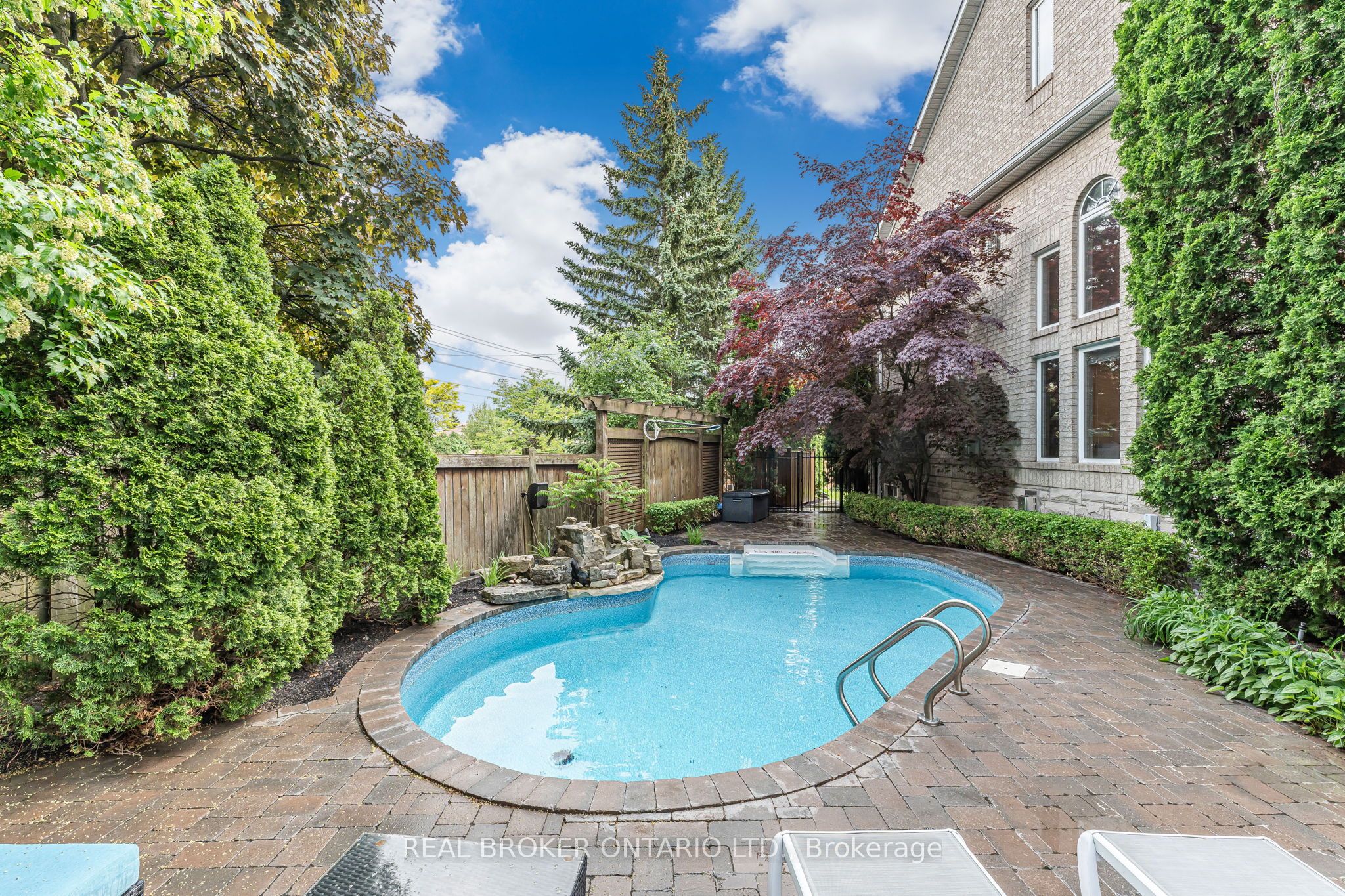 Additional image 3 of 2000 Peak Place, Oakville, ON, L6H 5T2