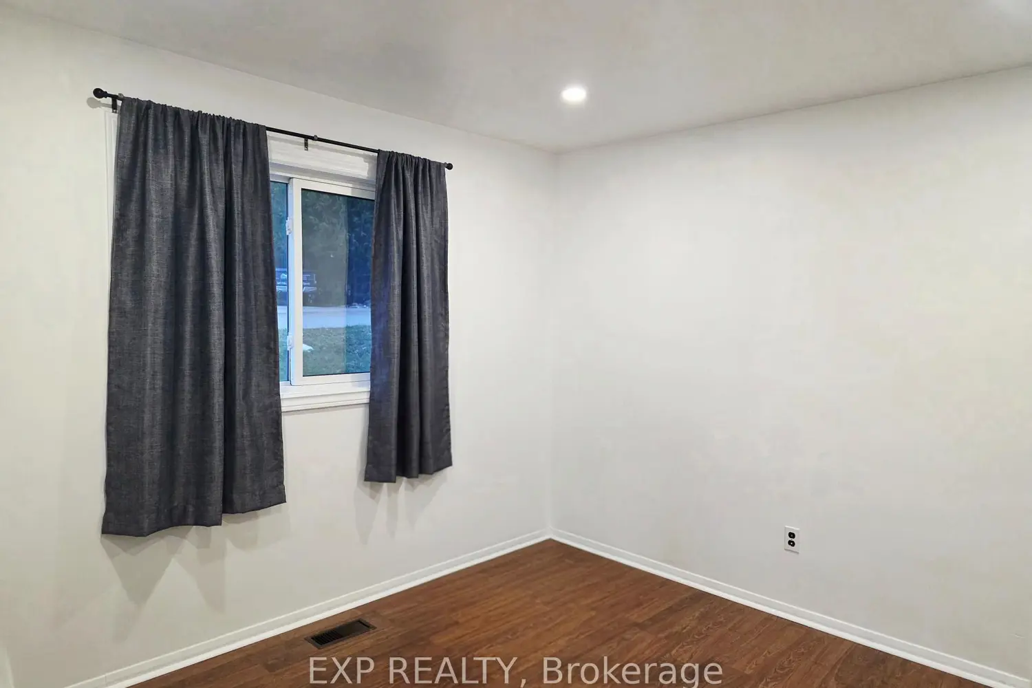 Additional image 4 of 166 John Street