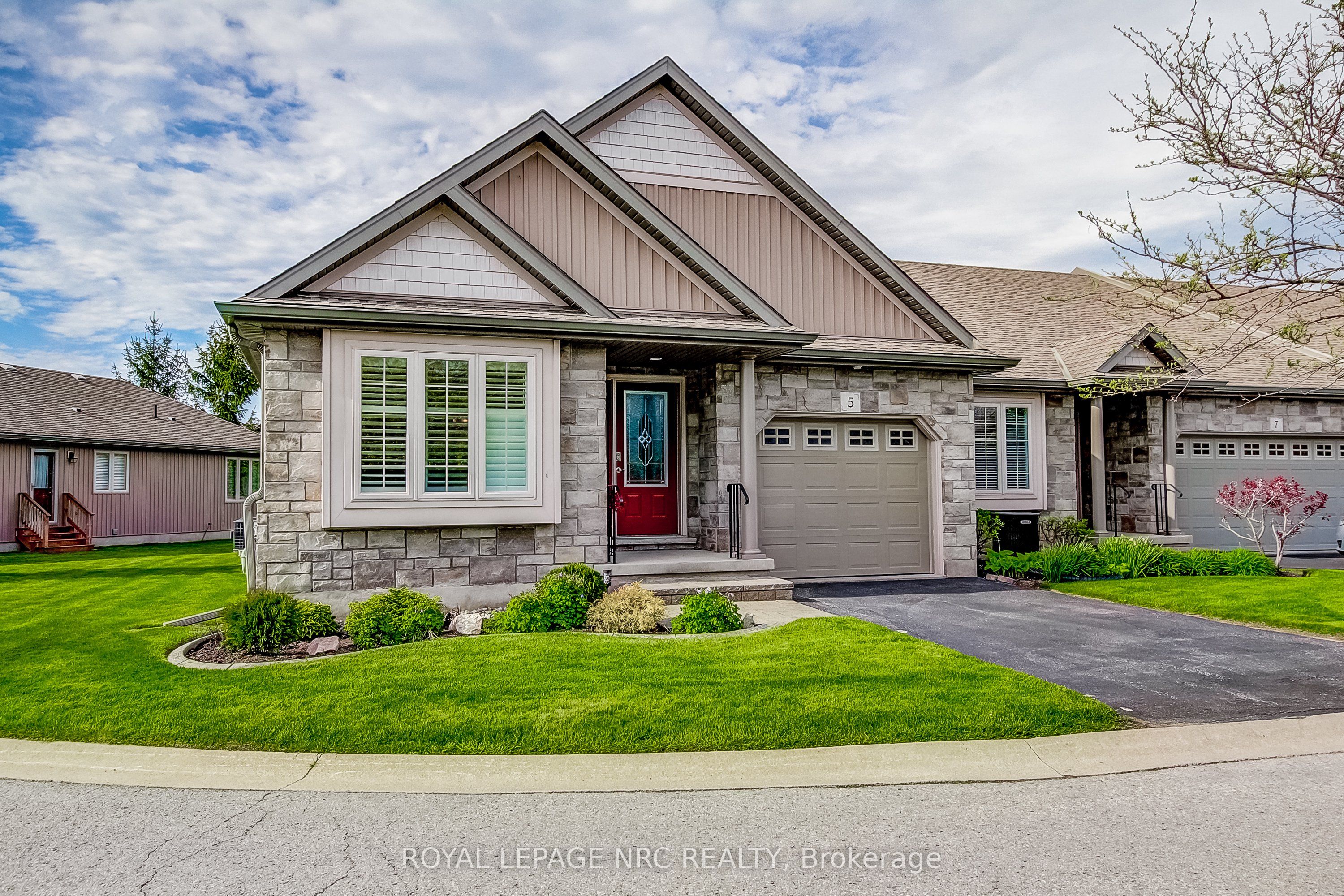 Additional image 2 of 5 Rose Glen Crescent, Niagara-on-the-lake, ON, L0S 1J0