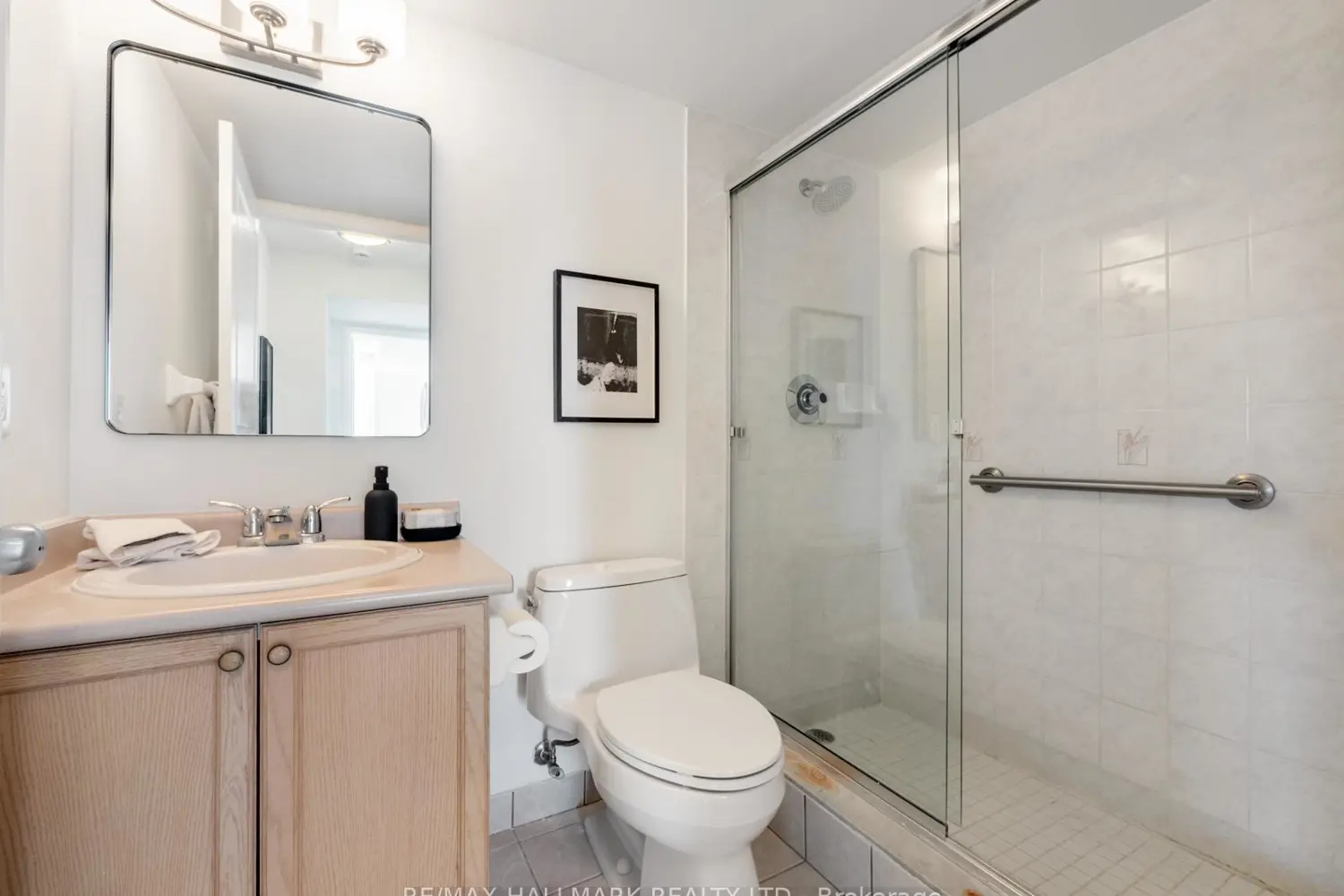 Additional image 11 of 1797 Queen Street 403