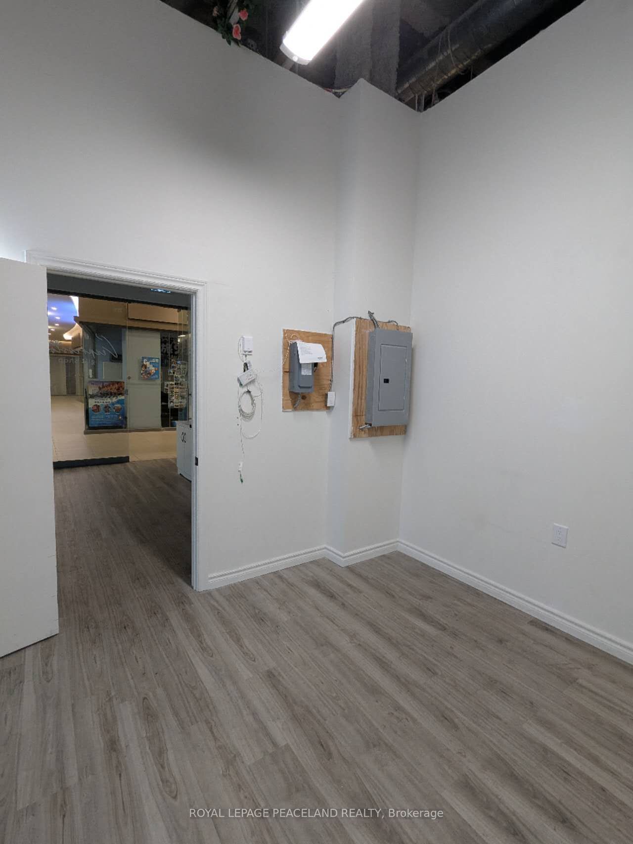 Additional image 3 of 2E9-9390 Woodbine Avenue, Markham, ON, L6C 0M5
