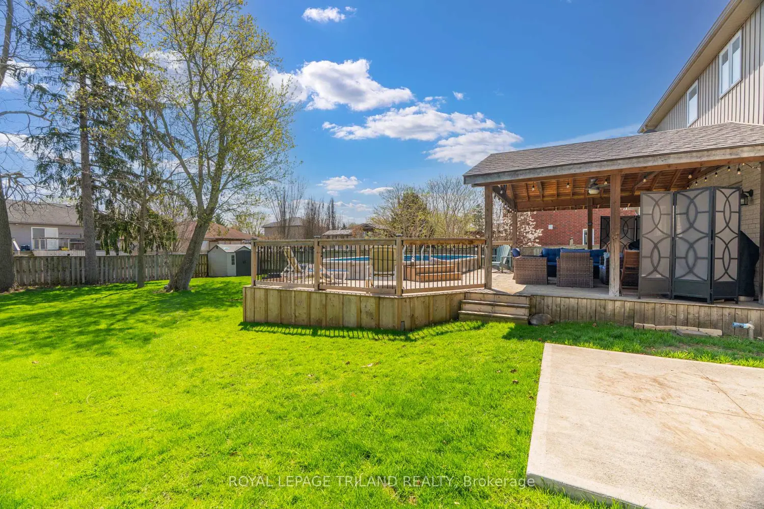 Additional image 17 of 40 Fieldstone Crescent