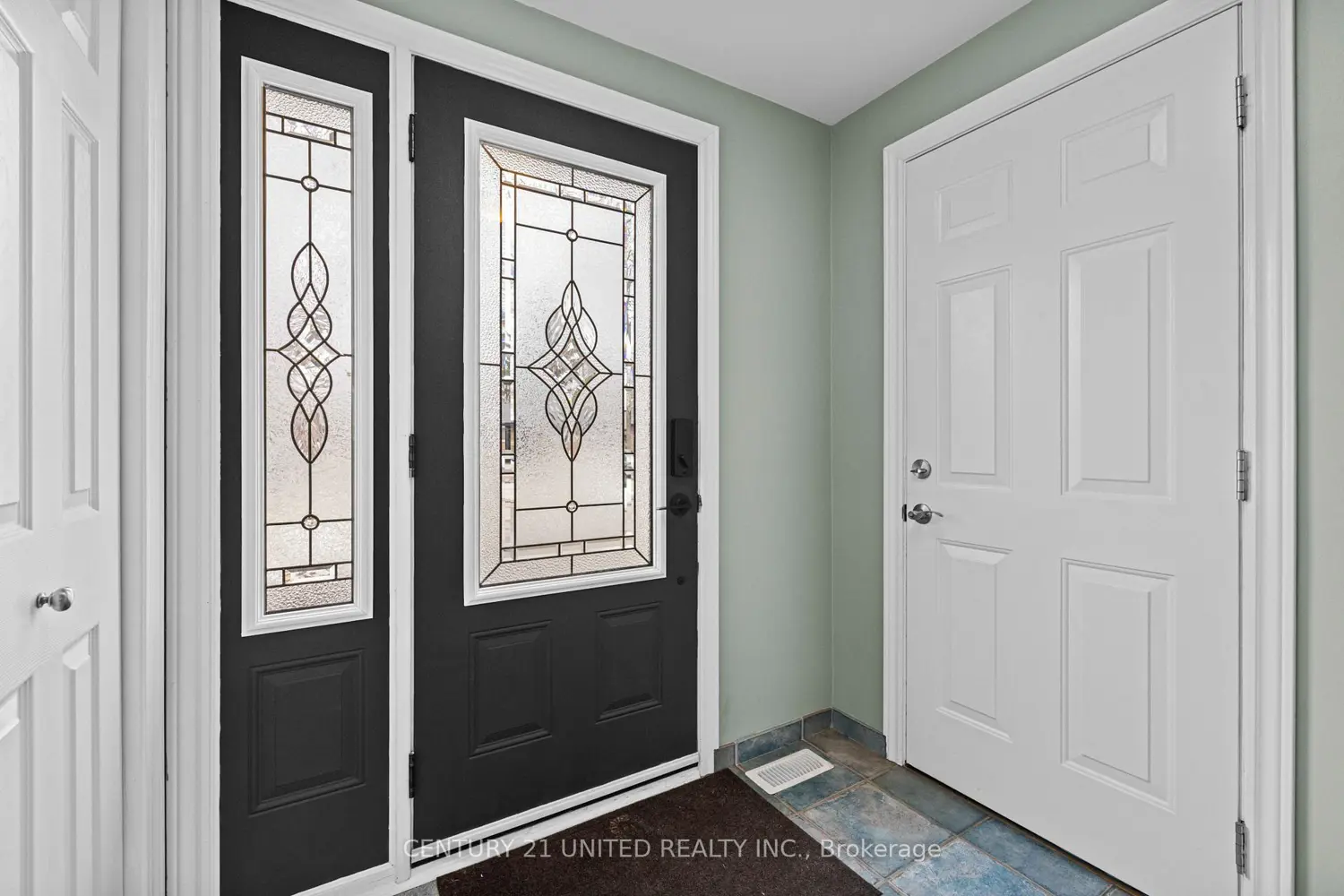 Additional image 3 of 1227 Cartier Boulevard