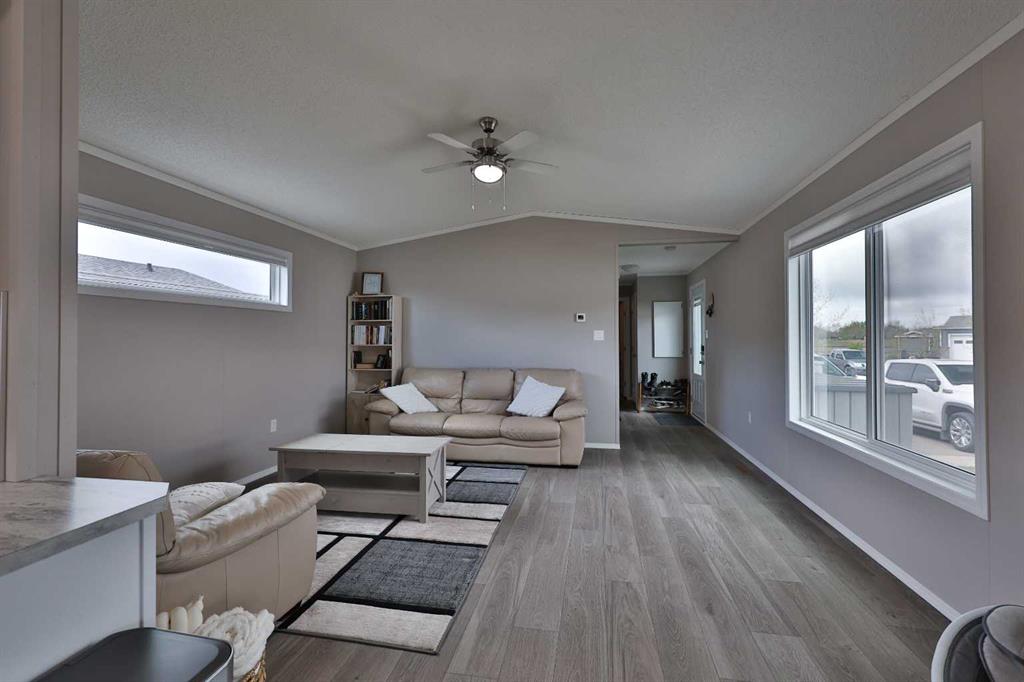 Additional image 4 of 5021 Applewood Road, Coaldale, AB, T1M 0C6