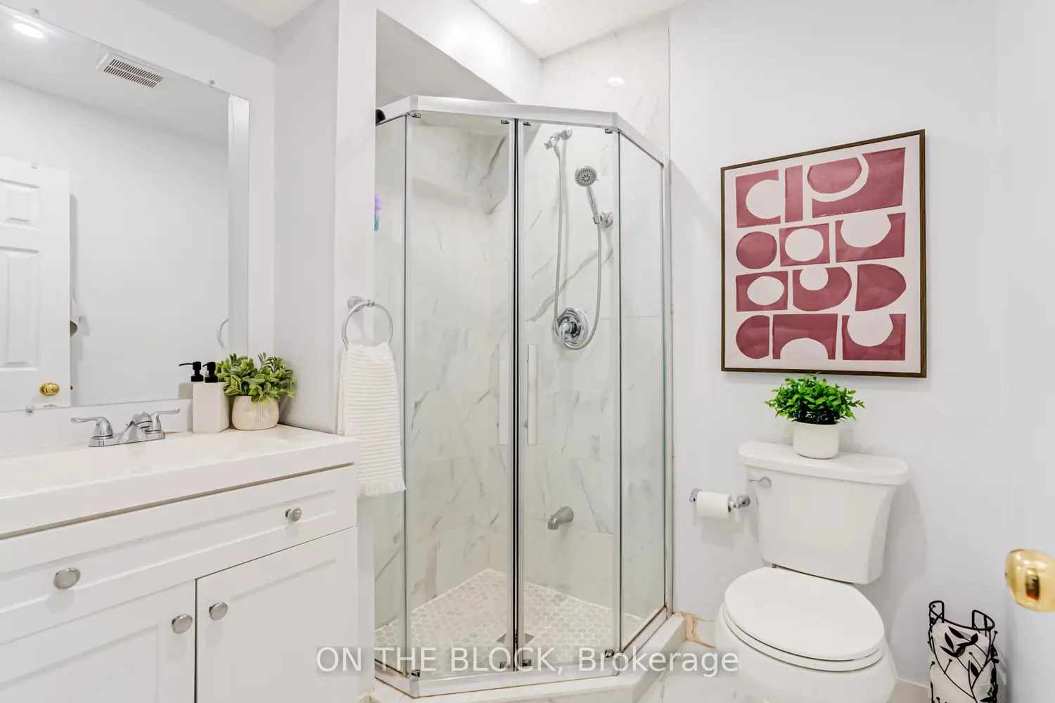 Additional image 18 of 224 Rosemount Avenue 4
