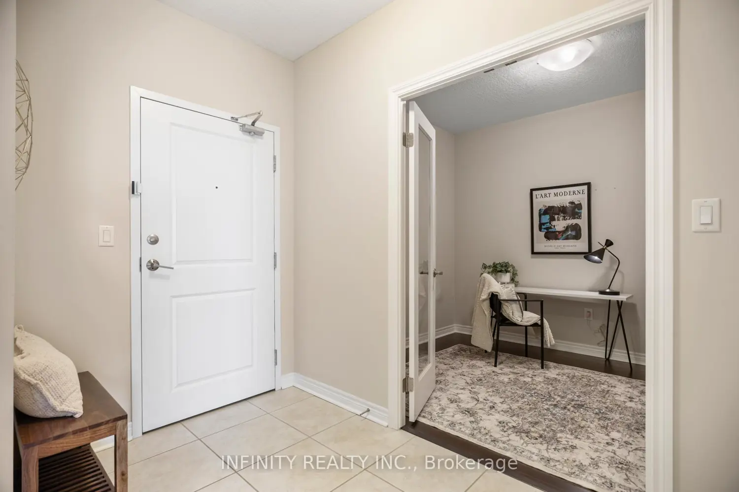 Additional image 8 of 330 Ridout Street 1005