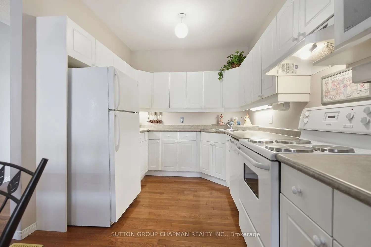 Additional image 6 of 1555 Highbury Avenue 41