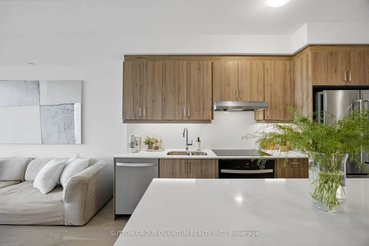 Additional image 3 of 1035 Southdown Road 1903