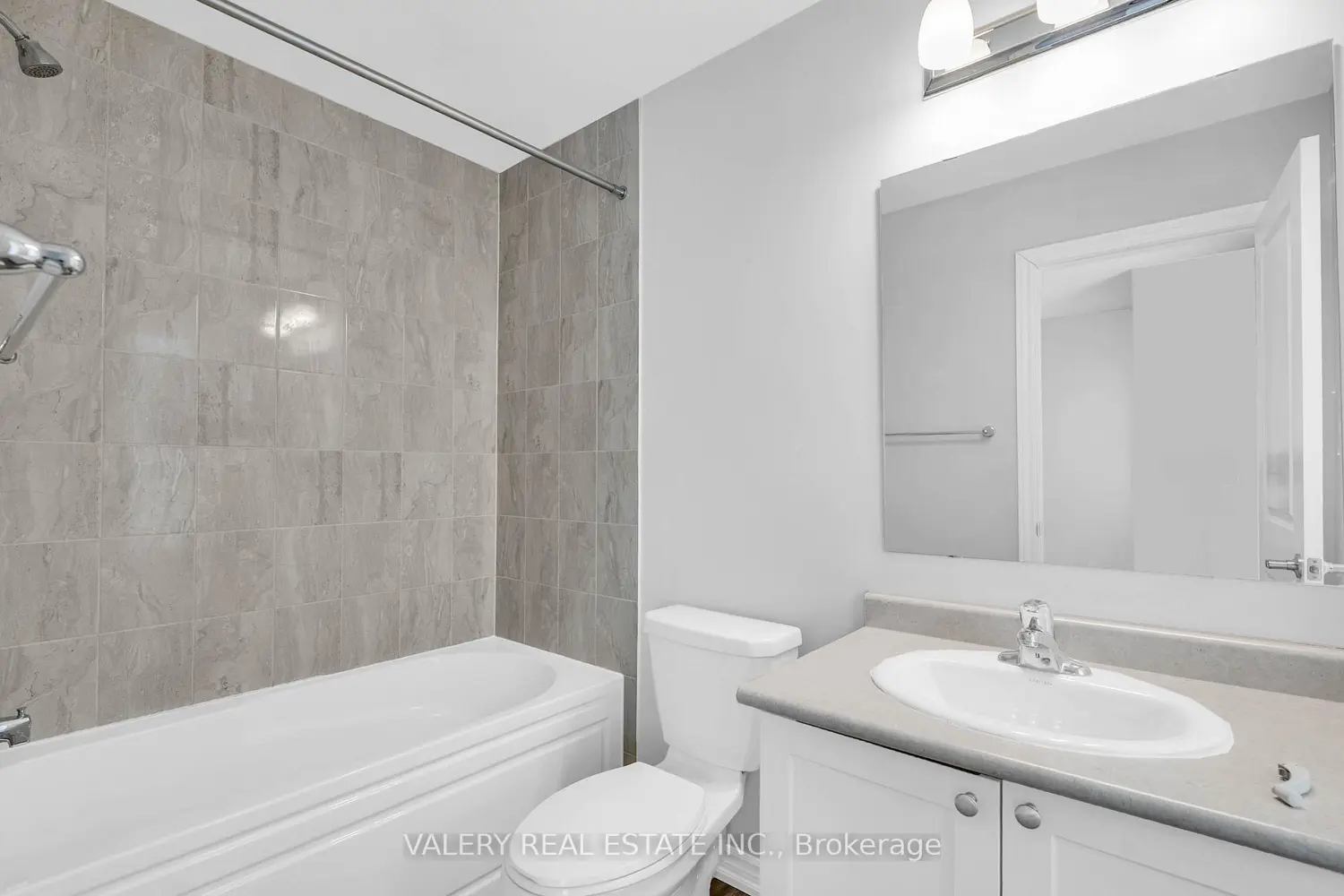 Additional image 8 of 2500 Hill Rise Court 65