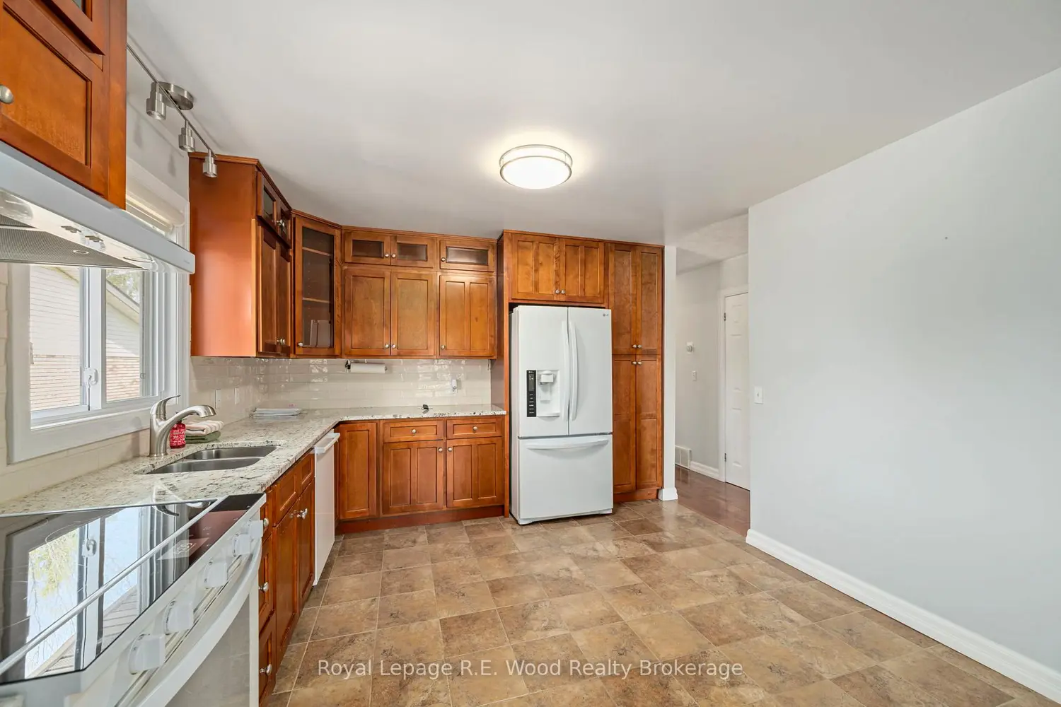 Additional image 7 of 5 Kamps Crescent