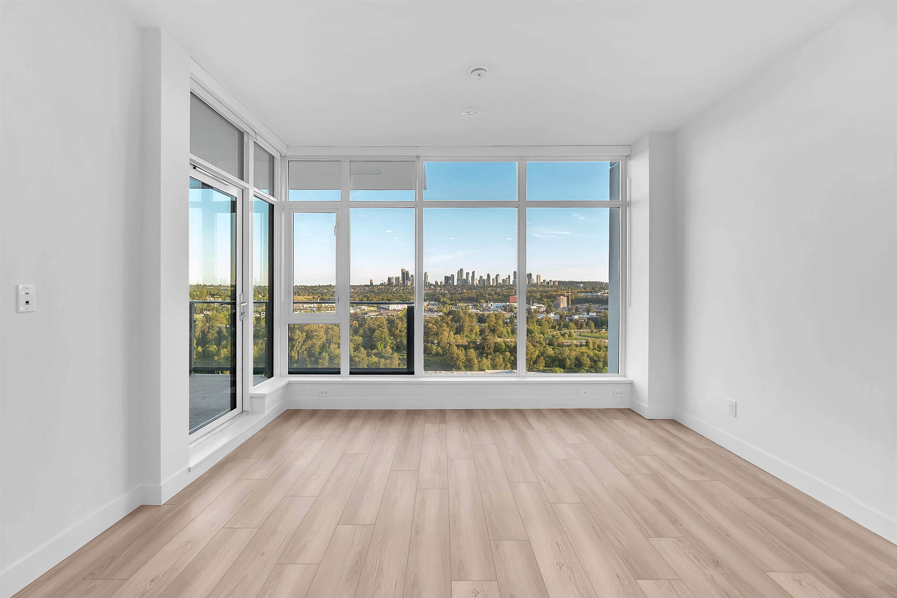 Additional image 3 of 2406-2381 Beta Avenue, Burnaby, BC, V5C 0P7